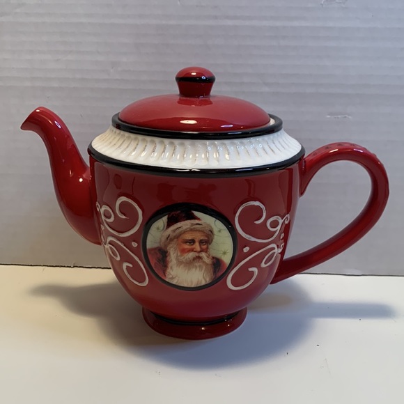 Grasslands Road Porcelain Santa teapot Victorian style with 2 tea cups - Picture 2 of 7